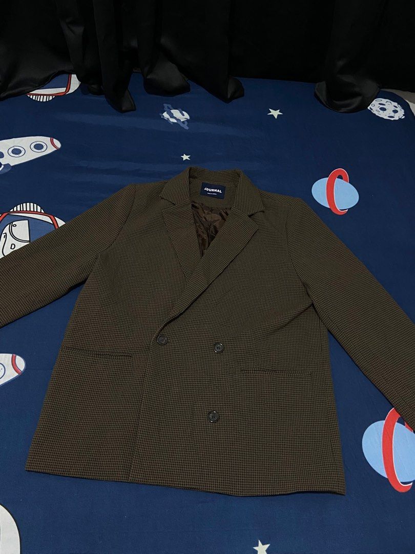 Journal Korean Brand Coat (Category: Coats, Jackets and Outerwear) located in Davao. Submitted by _______nameless (Listing ID 1363397223, Image 1). Description: .