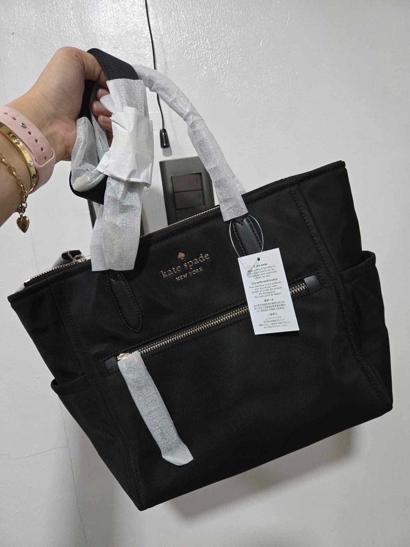 Kate spade medium satchel (Category: Luxury Bags & Wallets) located in Calamba. Submitted by biyanggg (Listing ID 1363402923, Image 1). Description: Plus sf Fits 13" laptop 7 pcs available.
