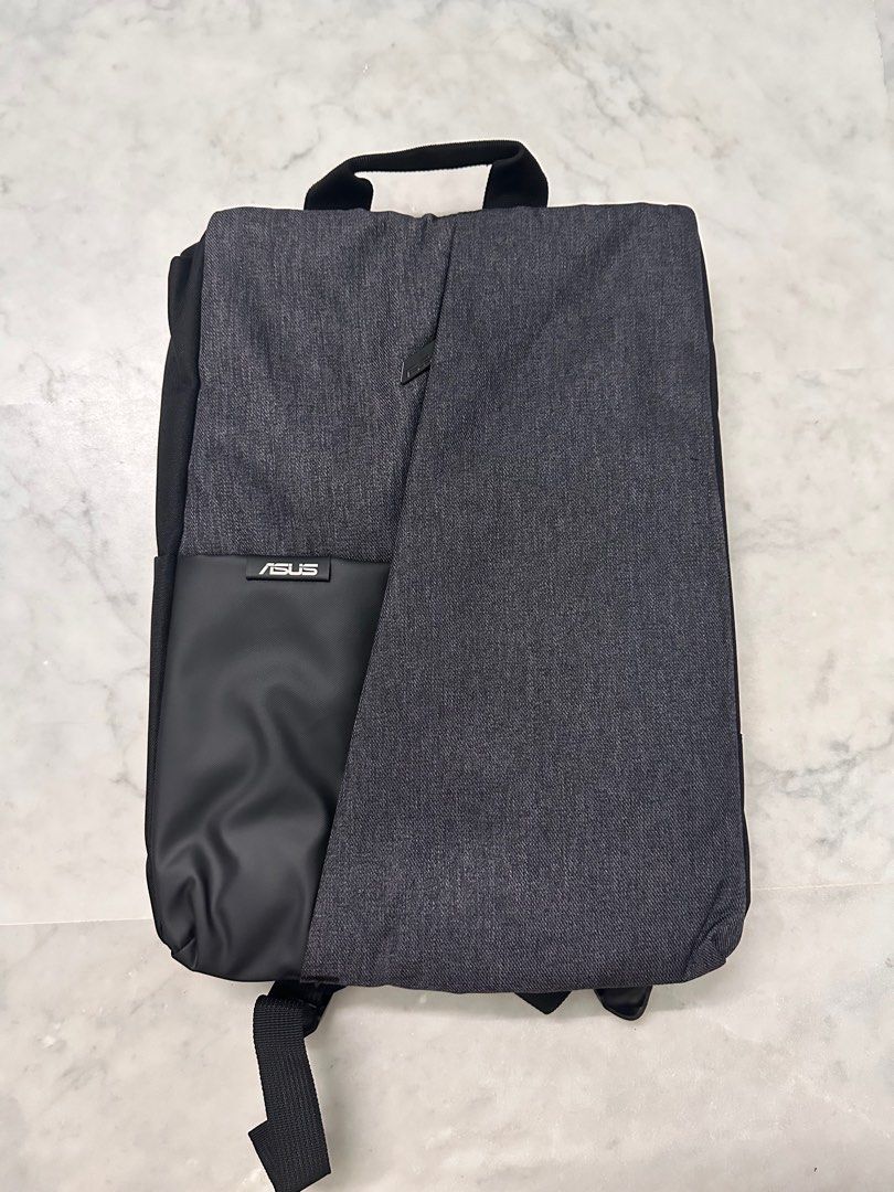 Laptop backpack64885185885441110