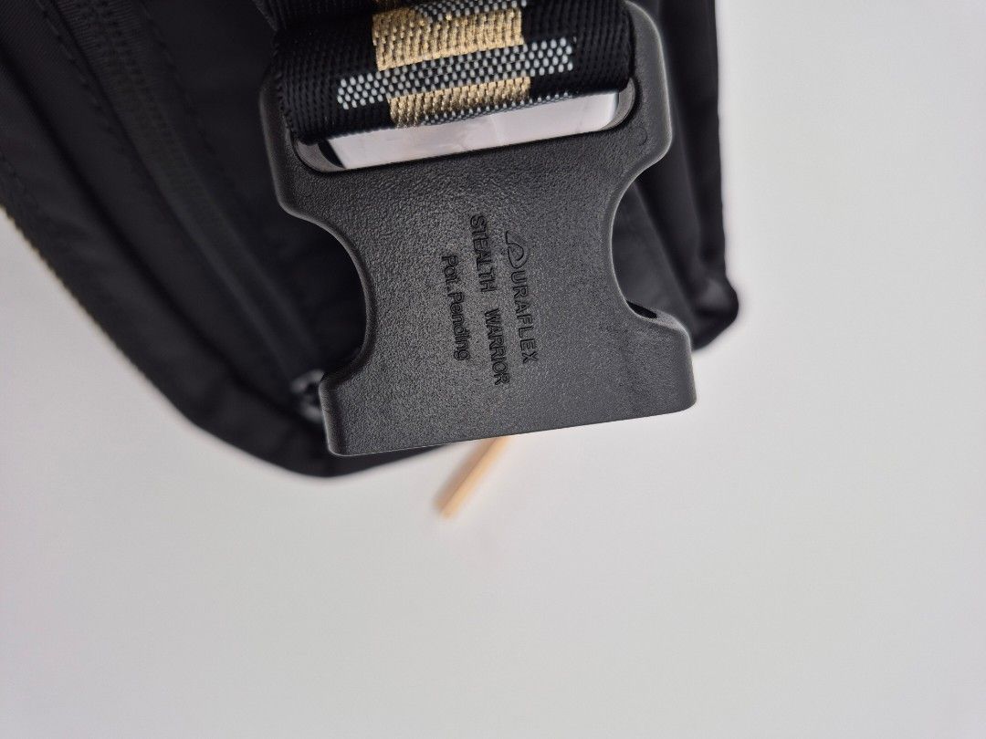 Lululemon 2L Beltbag (Category: Luxury Bags & Wallets) located in Davao. Submitted by marthascloset (Listing ID 1363530684, Image 3). Description: Beltbag.