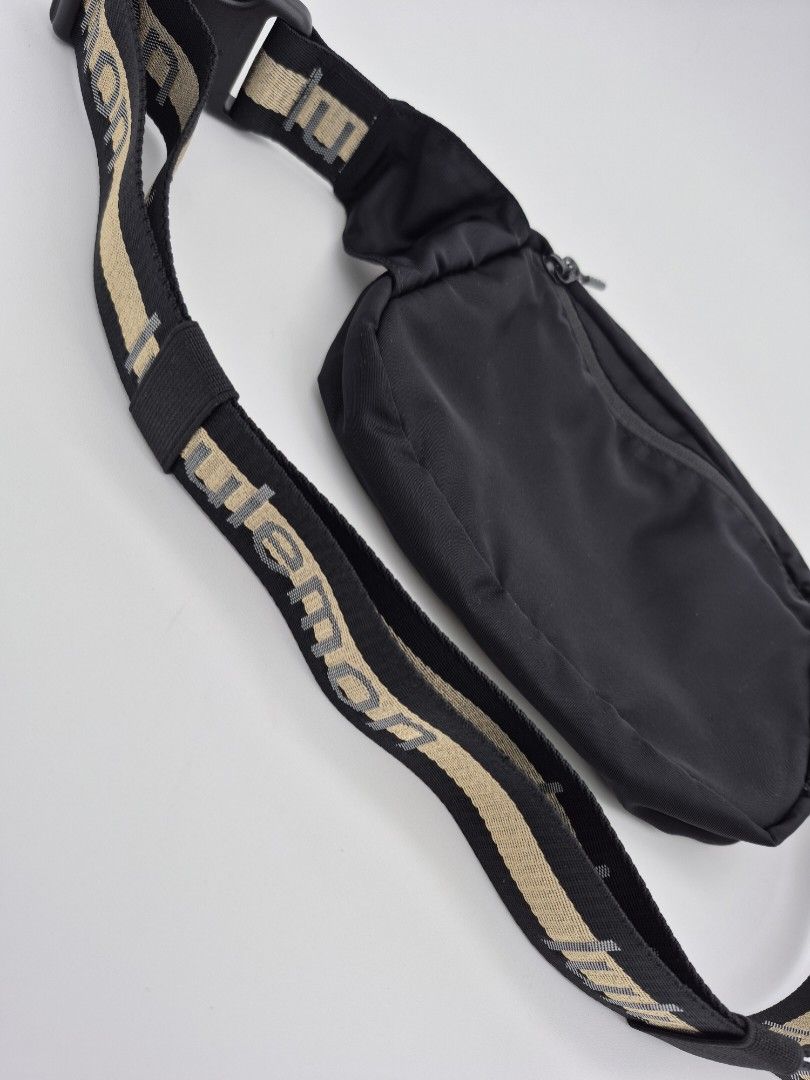 Lululemon 2L Beltbag (Category: Luxury Bags & Wallets) located in Davao. Submitted by marthascloset (Listing ID 1363530684, Image 1). Description: Beltbag.