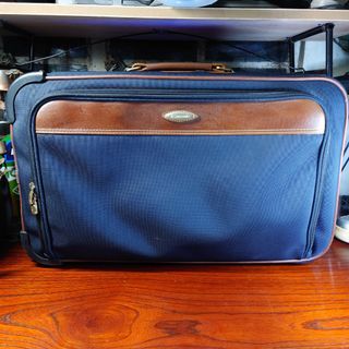 Samsonite vintage duffel Bag