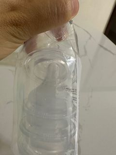（分類：）位於 。 由 abbieeeeselling 提交（商品編號 1363485574，圖片 1）。簡介： 。