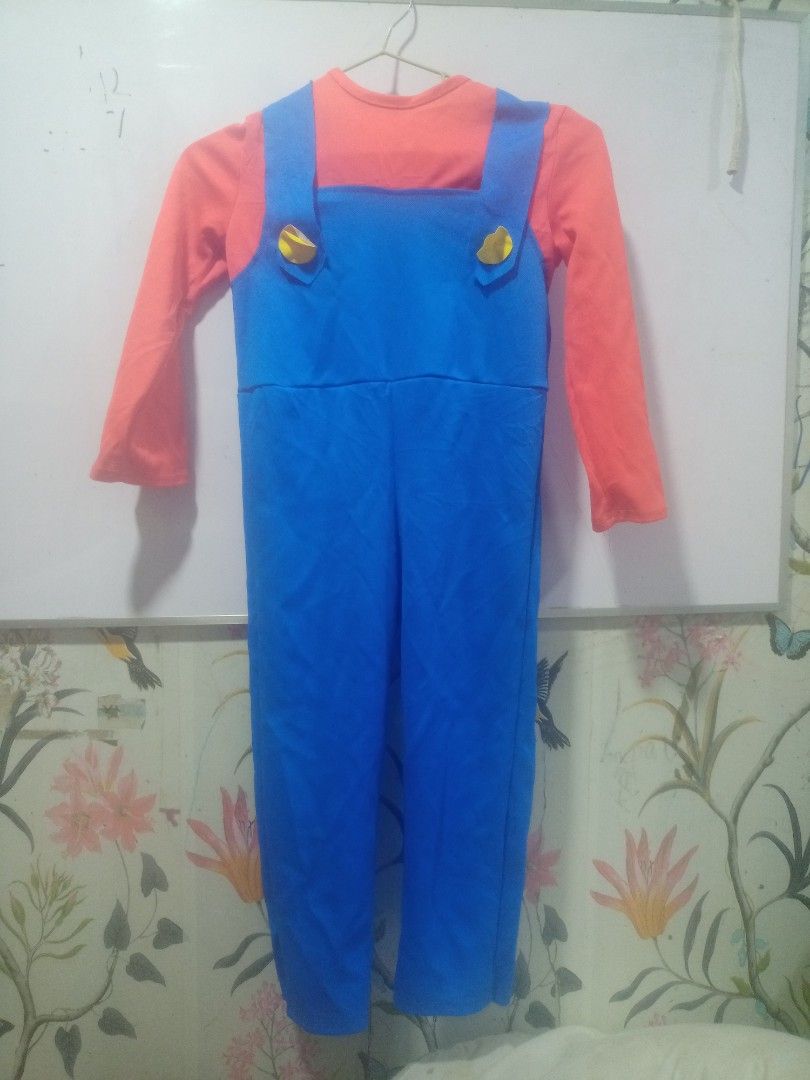 Super Mario Costume (Category: Babies & Kids Fashion) located in Caloocan City. Submitted by nerisaa (Listing ID 1363461391, Image 1). Description: super Mario Costume 4-7 yrs old.