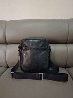 (Kategori: ) berada di . Dikirim oleh jshop_preloved (ID iklan 1363359603, Gambar 1). Deskripsi: .