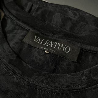 [👕Men's Fashion] Valentino Garavani Black Butterfly Slim-Fit Butterfly-Print Cotton-Jersey T-shirt with Box - Made in Italy🇮🇹629785916776971113