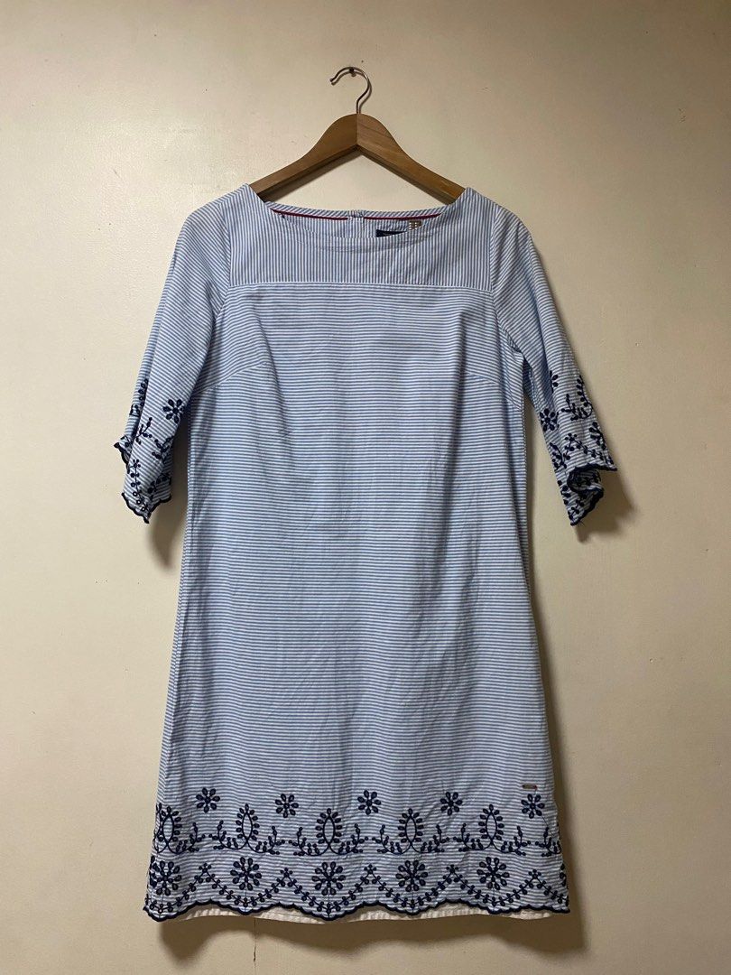 TOMMY HILFIGER dress (Category: Dresses) located in Antipolo. Submitted by bluesklues_812 (Listing ID 1363515976, Image 1). Description: used twice only. .