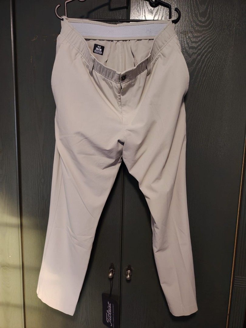 Under Armour (Category: Trousers) located in Singapore. Submitted by gorgeous.g (Listing ID 1363466673, Image 2). Description: Slightly Used.