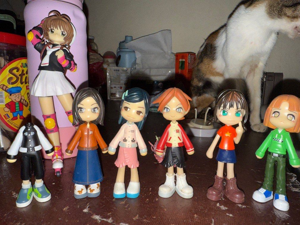 Various Anime Figures (Category: Figurines & Statues) located in Quezon City. Submitted by jeddx (Listing ID 1363370480, Image 3). Description: Get all for 1000! The figures are interchangeable even the bangs hair clothes and all. This is from Japan..