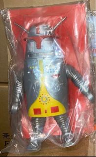 Bearbrick 400% Robot Kitty Gold SG Action City Ltd 機械䓀蒂