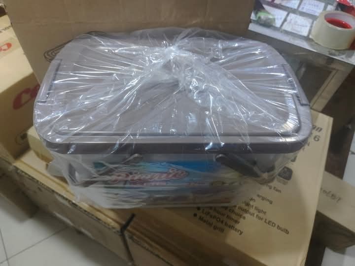 37pcs Picnic Mate Set (Category: Other Kitchenware & Tableware) located in Manila. Submitted by kairos_luckyonlineshop (Listing ID 1363608589, Image 3). Description: .