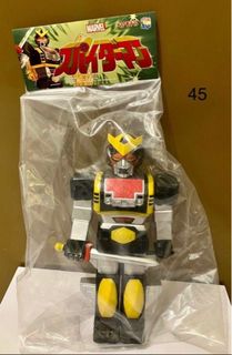 Bearbrick 400% Robot Kitty Gold SG Action City Ltd 機械䓀蒂