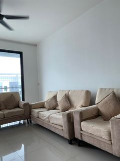 (Category: ) located in . Submitted by aidashahira (Listing ID 1363665403, Image 1). Description: .