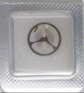 ( 精工自動錶內的油擺 )全新日本制造Seiko 310 020 Balance Complete With Stud  for Seiko 7S25 7S26 7S35 7S36 7S55 7002 7005 7006 7009 7015 7016 7017 7018 7019 7025 Automatic Watch ( 每個計 )( 歡迎先來店睇貨, 滿意才買 )64202895126402110