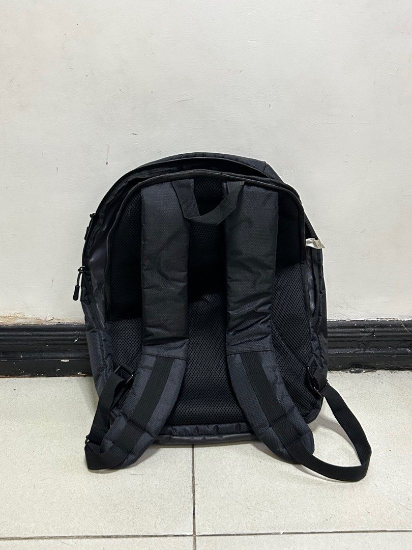 ACER Laptop Bag / Backpack (Category: Laptop Bags & Sleeves) located in Quezon City. Submitted by defsoulcart (Listing ID 1363667432, Image 2). Description: 📍: quezon city, metro manila 💳 : gcash 🚚 : sdd (lalamove & grab), lbc, ggx, j&t 💌 send us a message if interested !.