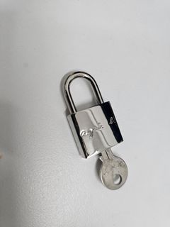 （分類：）位於 。 由 kariene.kar 提交（商品編號 1363576125，圖片 1）。簡介： 。