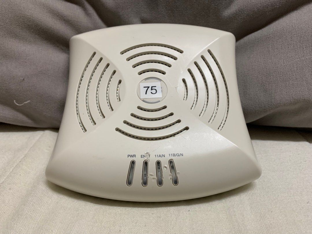 Aruba Internet Extender for Deadspot Areas (Category: Networking) located in Paranaque City. Submitted by seb_trading (Listing ID 1363578764, Image 3). Description: extend your internet wifi to areas that does not have signal like bedroom upstairs, in the garage, basement, backyard etc. plug n play including power adaptor & 2meter LAN cable good condition imported from Australia last price Loc: Paranaque area.