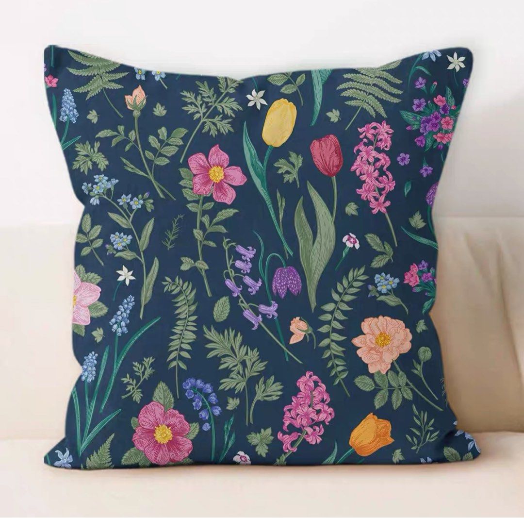Botanical-Inspired Cushion Cover65074890980098112