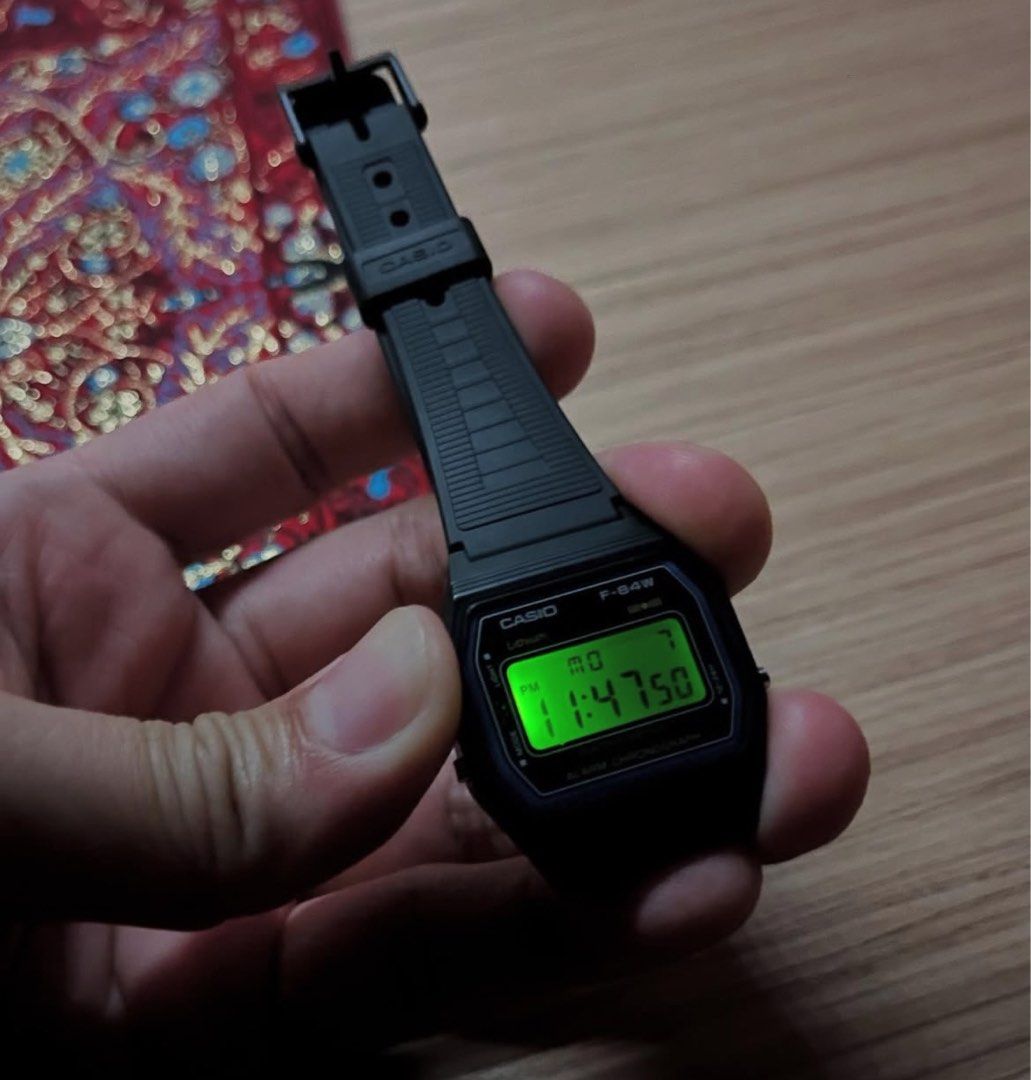 Casio (Category: Men's Watches) located in Pasig City. Submitted by ukaygodd (Listing ID 1363623351, Image 3). Description: Casio F-84W . With box and manual Bought in Japan, brand new condition . P1300.