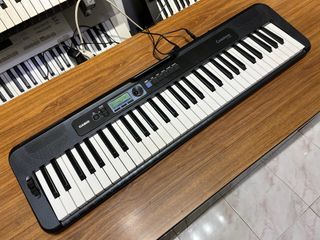 Casio CT-S300 61 Keys Black Slim Casiotone Keyboard Organ Piano Semi Weighted Portable Japan Surplus