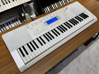 Casio LK-221 Piano Keyboard Organ 61 Keys Semi Weighted Touch Response