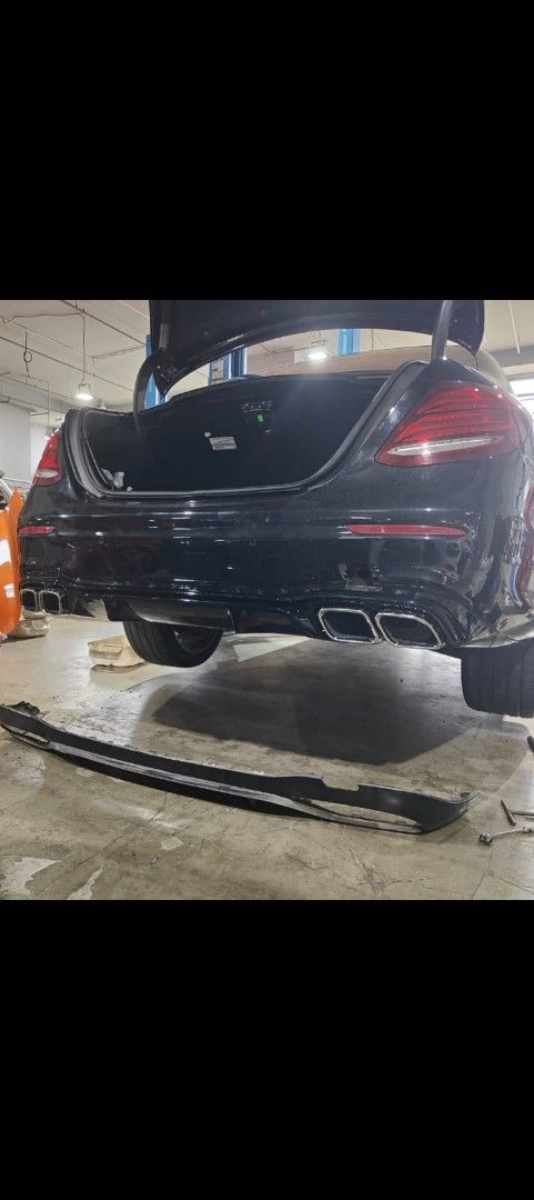 diffuser for E200 W213 Model (Category: Bodykits & Styling) located in Singapore. Submitted by timtang20227762 (Listing ID 1363635614, Image 1). Description: Brand new diffuser for sale E200 for Year before 2019 Photo is for illustration only.
