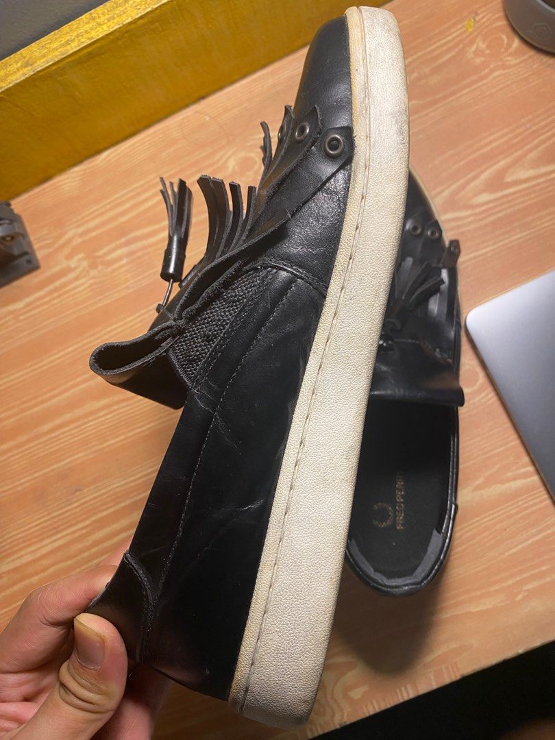 Fred Perry 43 (Category: Casual Shoes) located in Quezon City. Submitted by dn8967 (Listing ID 1363581350, Image 3). Description: Original. Bought for 8,000 a few years ago. No defects except signs of usage. .