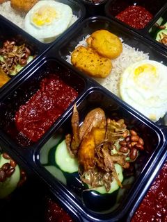 (Category: ) located in . Submitted by mamisahcatering (Listing ID 1363626430, Image 1). Description: .