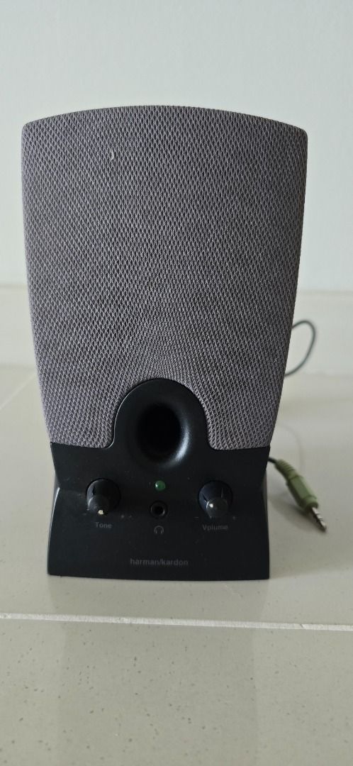 Harman / Kardon Multimedia Speaker System455988590779443202