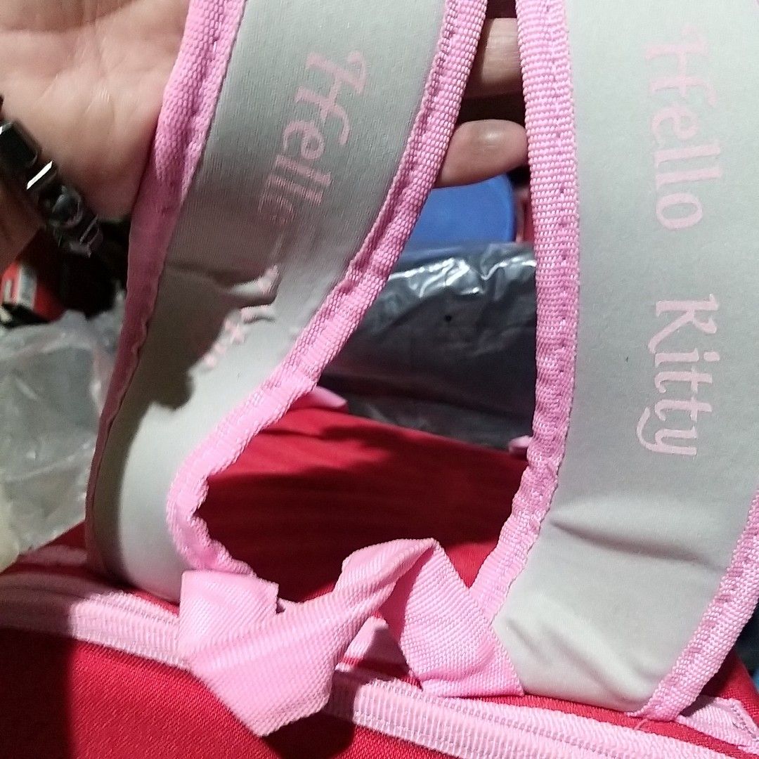 Hello kitty kids backpack (Category: Other Babies Going Out Needs) located in Marikina City. Submitted by my_charmingly (Listing ID 1363603817, Image 3). Description: 300 plus sf legit..like new.. from singapore flaw sa strap. see pic. pwede patahi selling low serious inquiry no time wasters price posted.