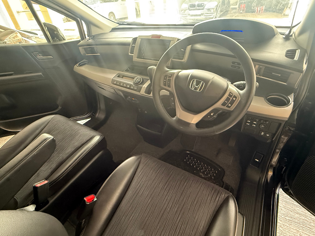 Honda Freed 1.5 Hybrid 1.5 G (A)62863172290819112