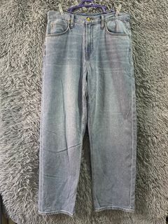 (Category: ) located in . Submitted by typer_preloved (Listing ID 1363543142, Image 1). Description: .