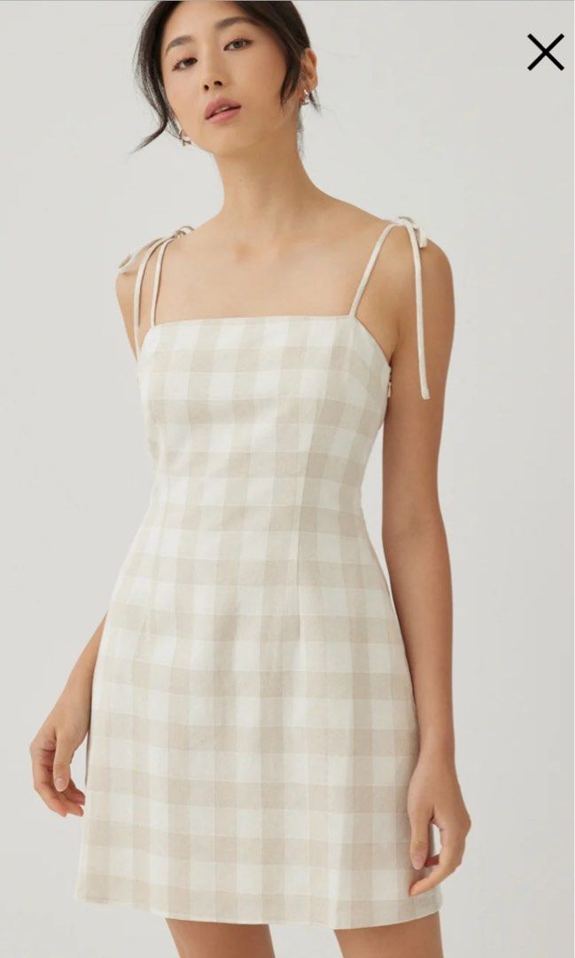 Love Bonito Gingham Mini Dress (Category: Dresses) located in Makati City. Submitted by laract (Listing ID 1363670650, Image 2). Description: Size XS.