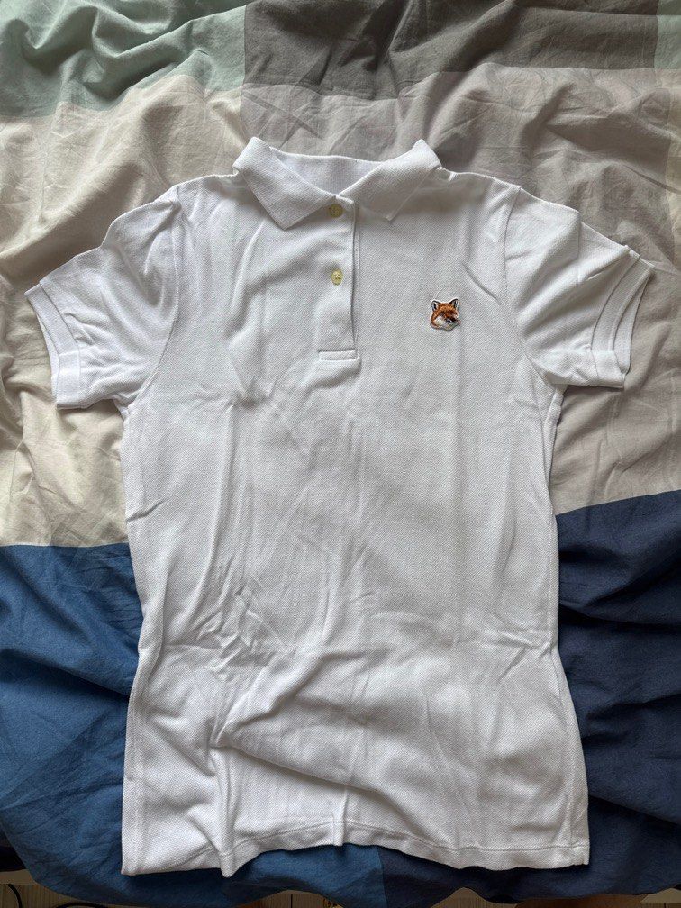 Maison Kitsune White 白色 Polo （分類：T-shirt）位於 Hong Kong。 由 goatbutter 提交（商品編號 1363587972，圖片 1）。簡介： 只試穿 已剪牌 。