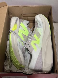 （分類：）位於 。 由 idanchow 提交（商品編號 1363649608，圖片 1）。簡介： 。