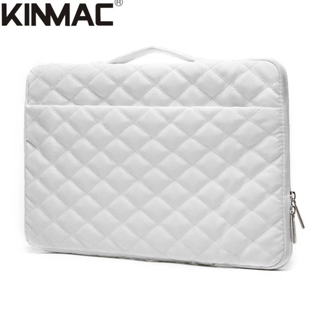 Preloved Kinmac Laptop Bag 12.5-13” (Category: Laptop Bags & Sleeves) located in Bacolod City. Submitted by maeannabe04263 (Listing ID 1363543055, Image 1). Description: Preloved Kinmac Case for Macbook Air. Size 12.5inch-13inch Flaw: please see last photo. Needs washing.