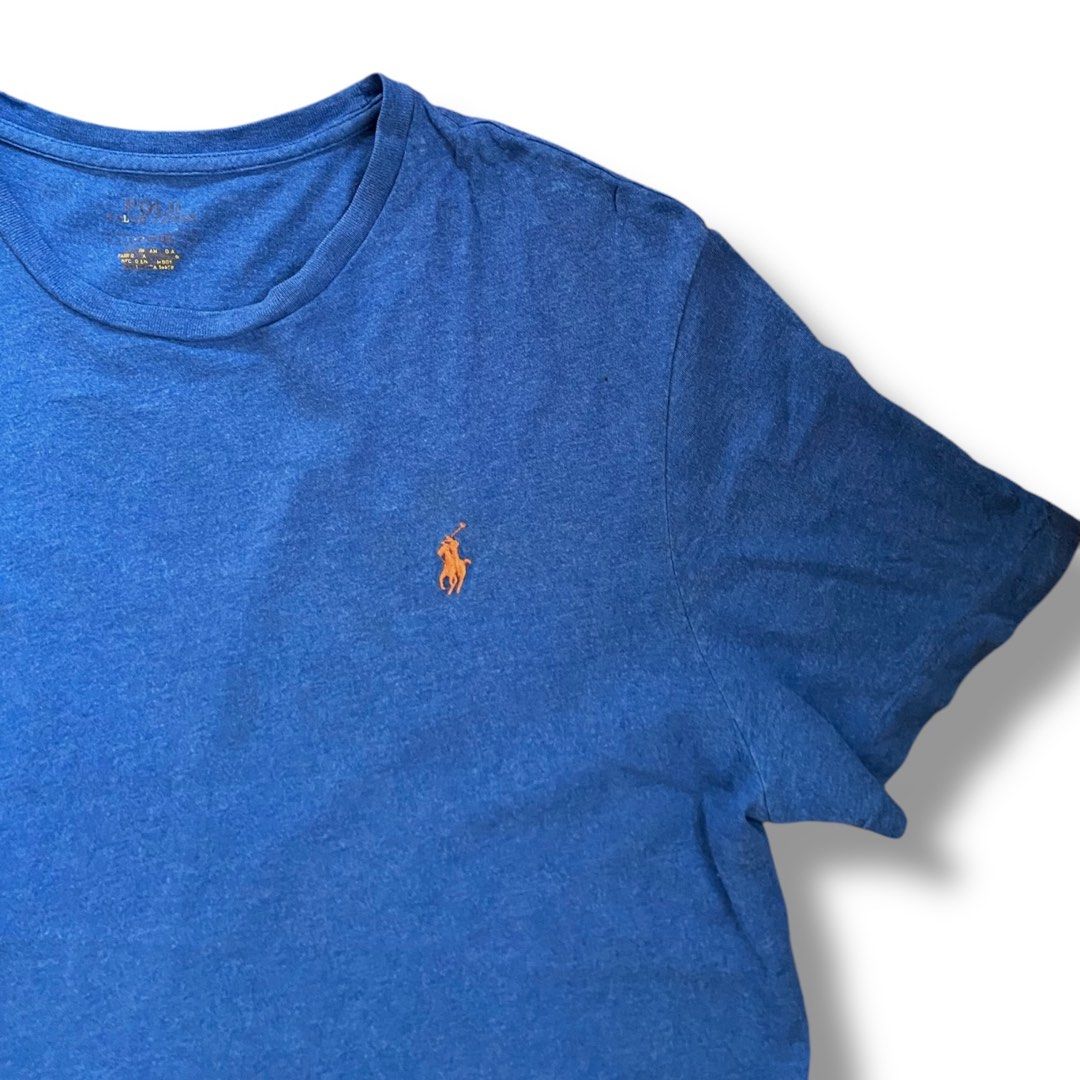 RALPHLAUREN TSHIRT SMALL PONY (Category: Tshirts & Polo Shirts ) located in Cagayan de Oro. Submitted by _tstudiooo (Listing ID 1363575875, Image 3). Description: Size: Large W22.5 L28 Color 10/10 Condition 10/10 Issue: minimal fade in neck tag.