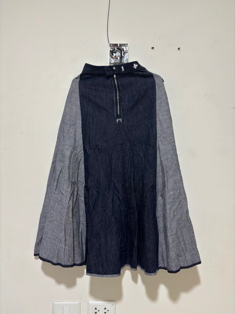 Ray by Beams Deconstructed Inside-out Long Skirt (Category: Skirts) located in Caloocan City. Submitted by rodvalles (Listing ID 1363650501, Image 1). Description: Ray by Beam skirt Inside-out and deconstructed design Sz 25-26 best fits xs-s.