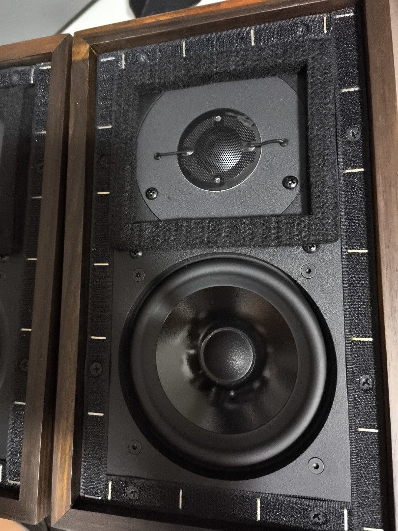 Speaker63209760947075111