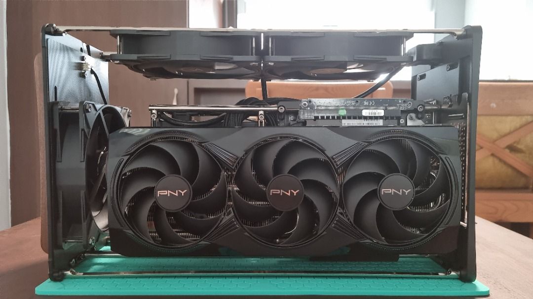 Thorzone Nanoq (say, na-nuk) R (7800X3D + RTX 5080) SFF/ITX PC ...
