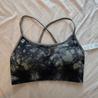 (Category: ) located in . Submitted by seesea__ (Listing ID 1363547945, Image 1). Description: .