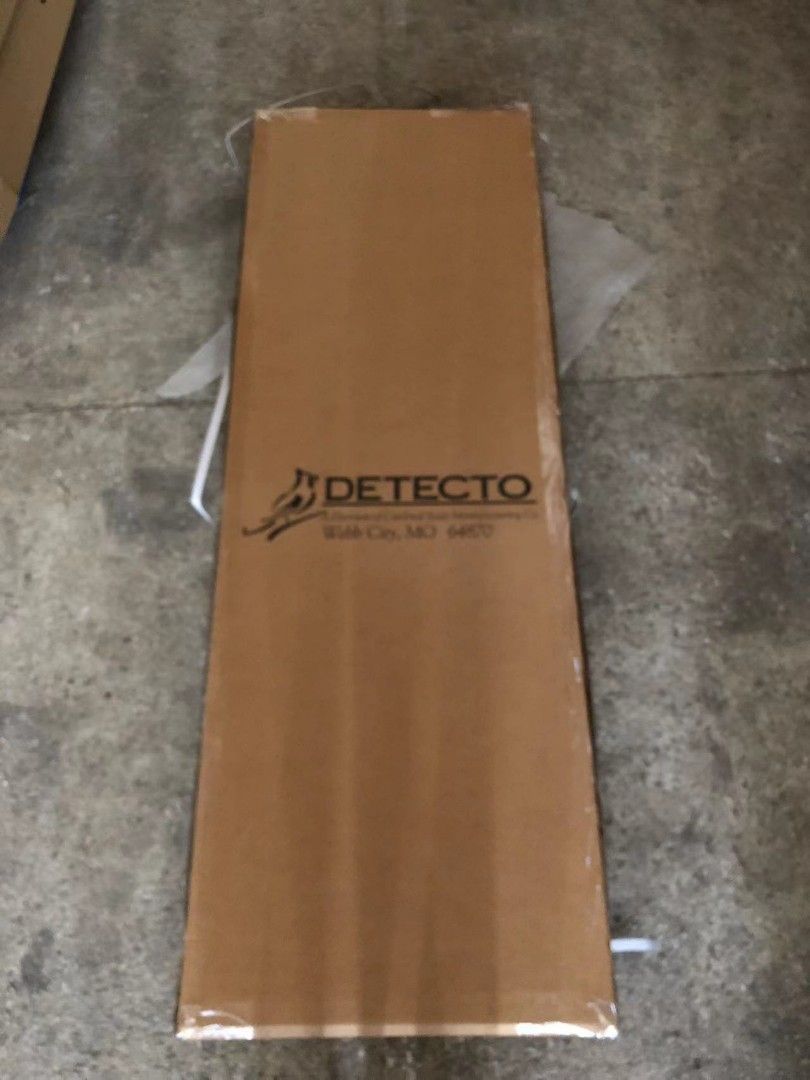 Weighing scale detecto (Category: Medical Supplies & Tools) located in Manila. Submitted by angelika2899 (Listing ID 1363557527, Image 2). Description: negotiable pa price depende sa quantity. 09638308138.