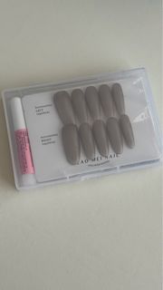 Smoke gray cat eye nail polish62933750927491110