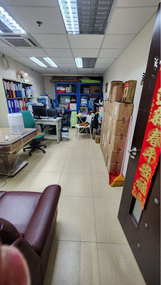 Warehouse/office with rooftop63438491678466111