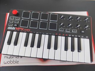 Akai MPK mini MK2 Midi Controller