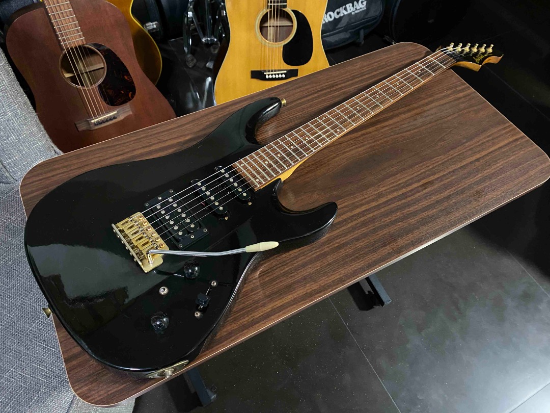 Aria Pro II Magna Series Super Strat, Hobbies & Toys, Music & Media ...