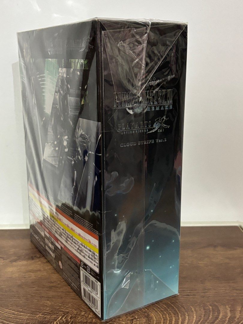 Authentic EVENT LIMITED VERSION Final Fantasy 7 VII Cloud Strife Version 2 Play Arts Kai Figure (Category: Figurines & Statues) located in Quezon City. Submitted by anns.hobbyshop (Listing ID 1363843965, Image 2). Description: .