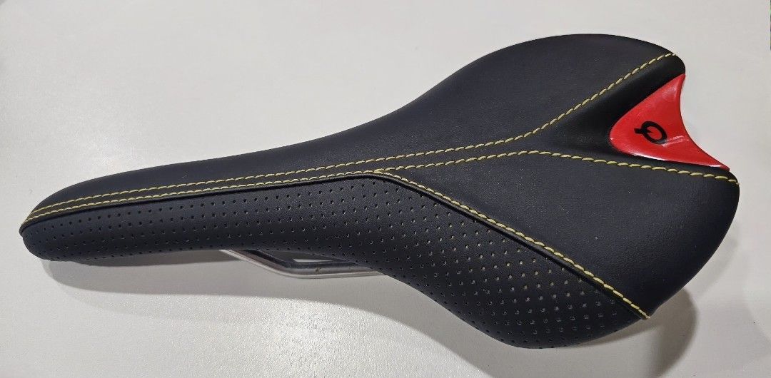 Bicycle Seat Refurbish (Category: Bicycles) located in Singapore. Submitted by lovecarbons (Listing ID 1363724360, Image 3). Description: Bicycle seats reupholstery 🤩 ☆ Upholstery ☆ Fabric, alcantara & leather seats / cushion seat repair / rewrap PM / contact for other makes & models or more enquiries & appointments 🤩.