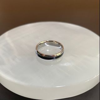 (Category: ) located in . Submitted by lunajewels (Listing ID 1363736061, Image 1). Description: .