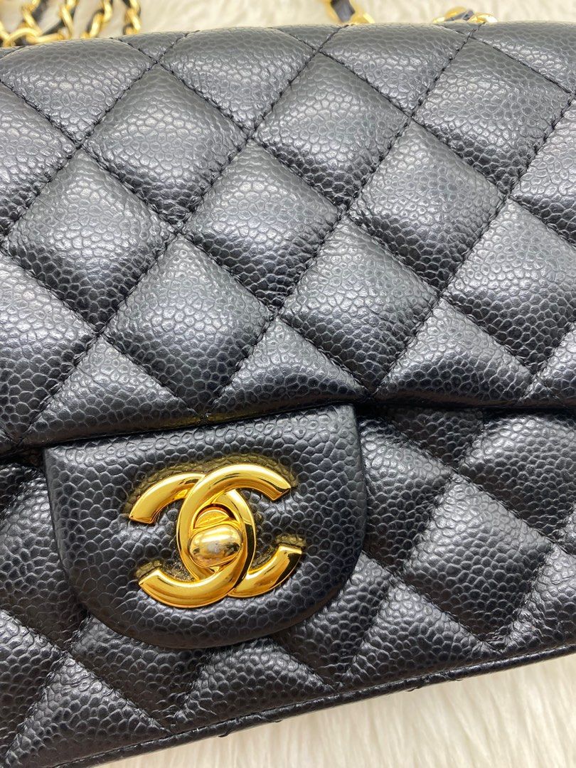 CHANEL SLING BAG ❤️ (Category: Luxury Bags & Wallets) located in Bacolod City. Submitted by chuchaystuffs (Listing ID 1363786541, Image 2). Description: “LUVEARTH “ Signs of use only see pics .